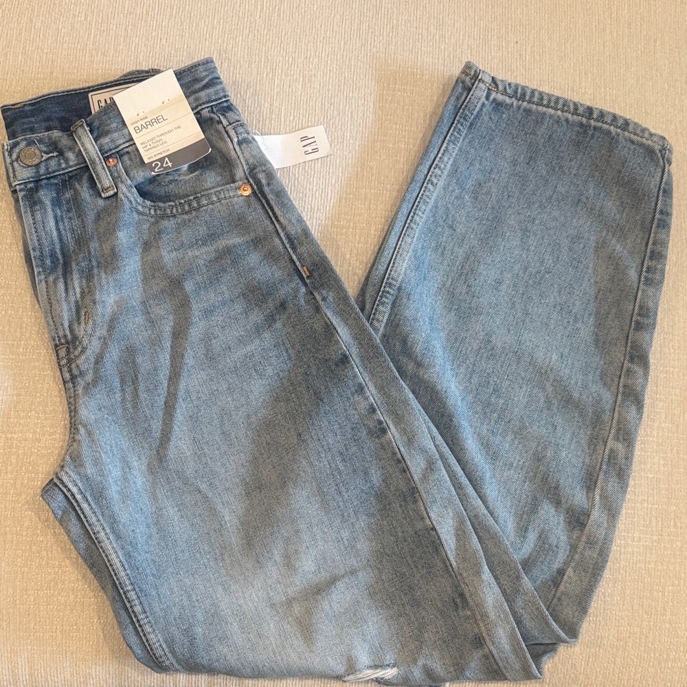 GAP High Rise Barrel Jeans